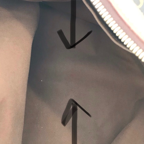 Louis Vuitton Monogram Palermo GM Handbag. - Picture 2 of 8